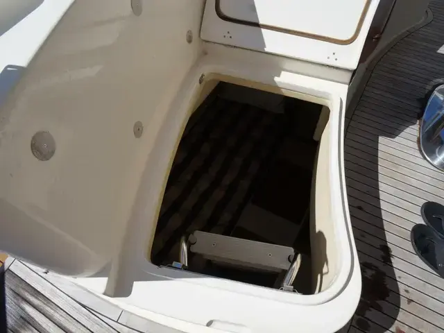 Azimut 62e