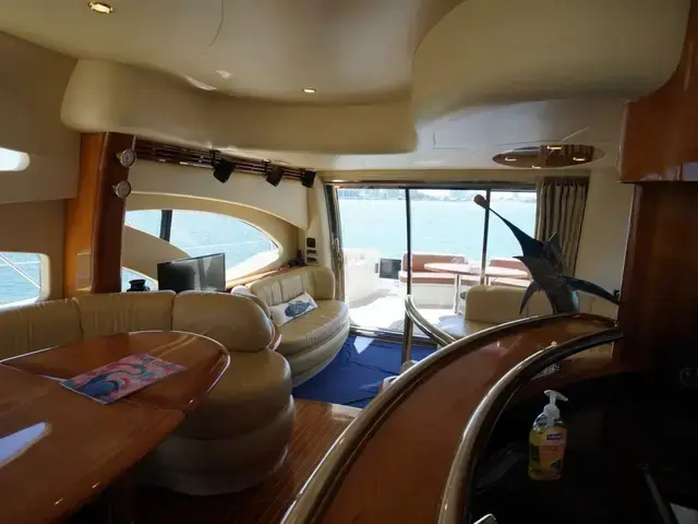 Azimut 62e