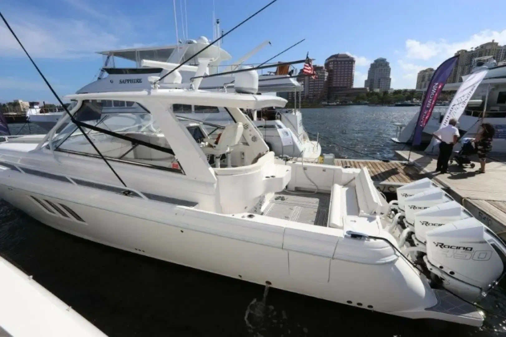 2019 Intrepid 475 sport yacht