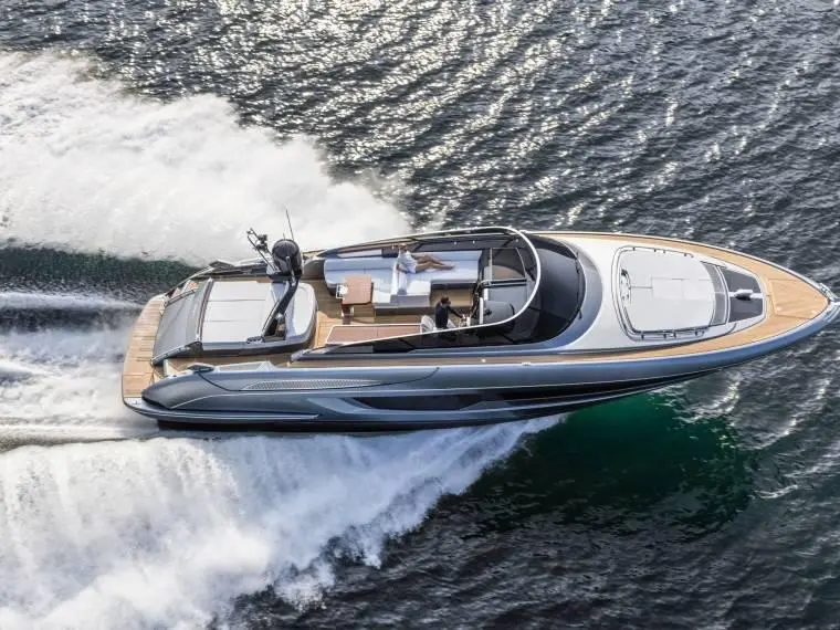 2020 Riva 56 rivale