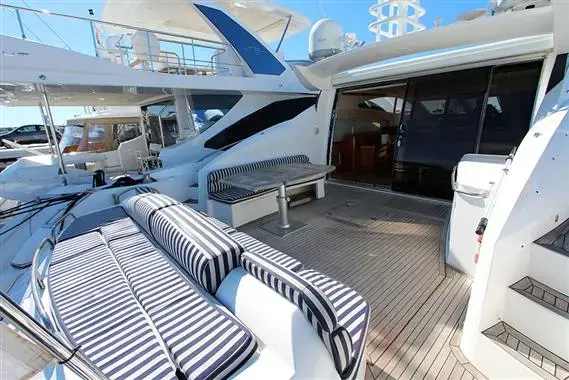 2005 Sunseeker predator 72