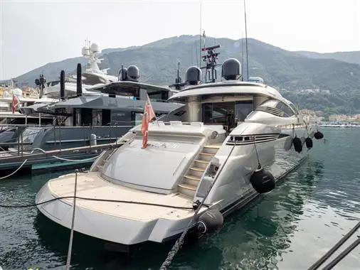 2010 Pershing 115