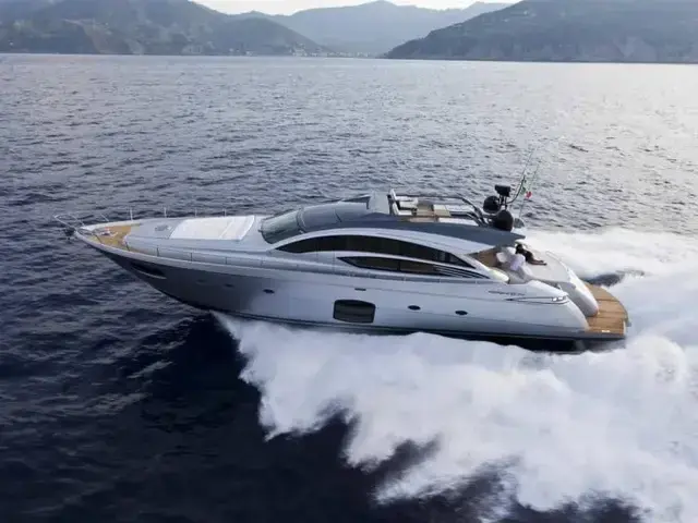 Pershing 74