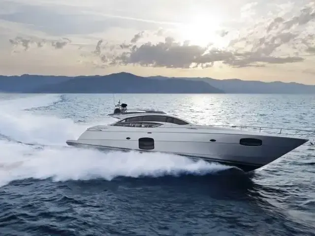 Pershing 74