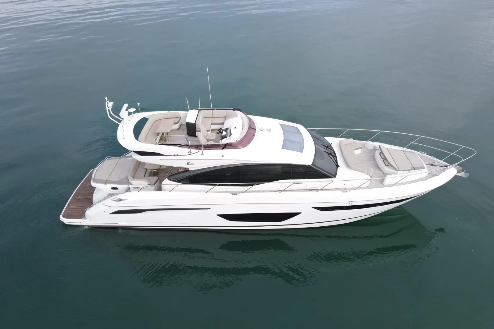 2017 Princess 65