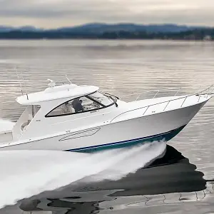 2015 Viking 52'