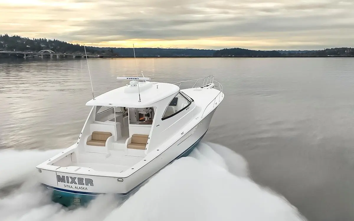 2015 Viking 52'