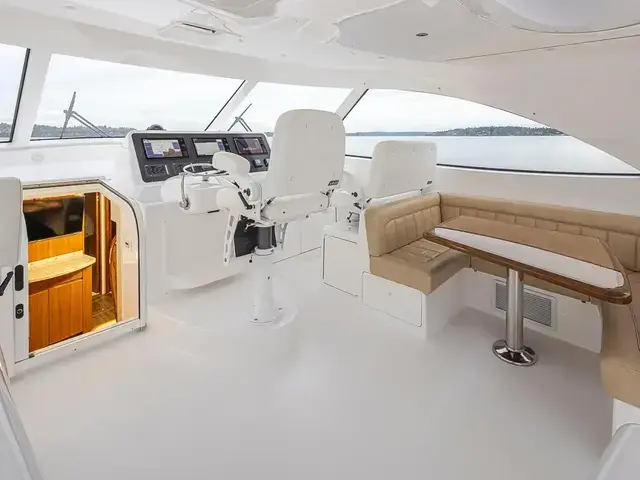 Viking 52'