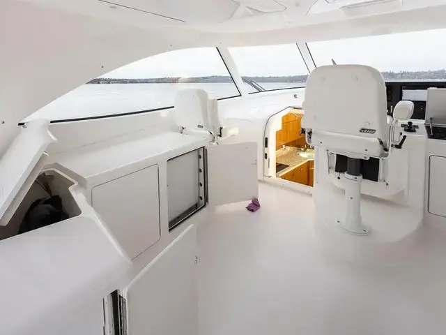 Viking 52'