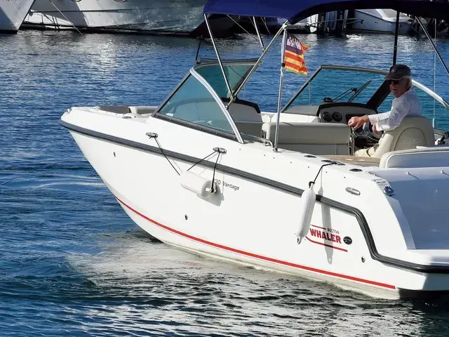 Boston Whaler 230 Vantage