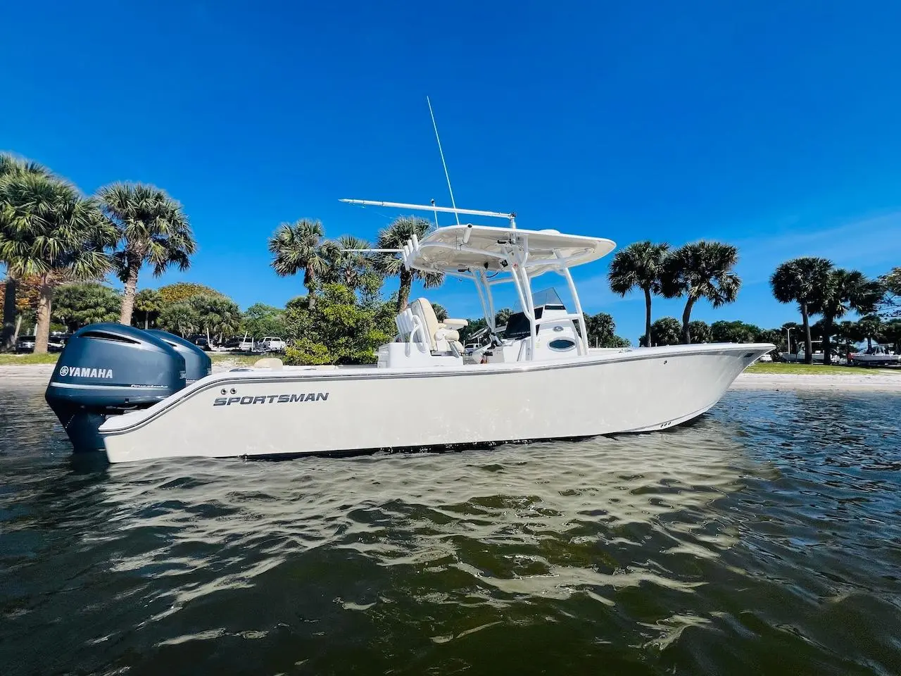 2017 Sportsman open 282 center console