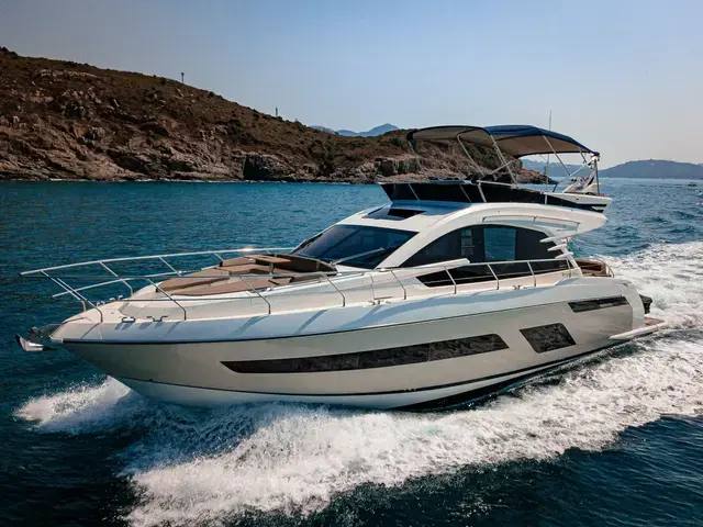 Fairline Squadron 53