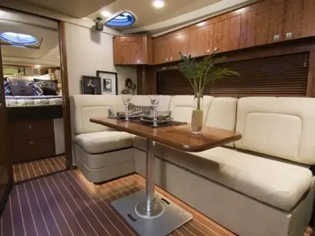 Monterey 415 Sport Yacht