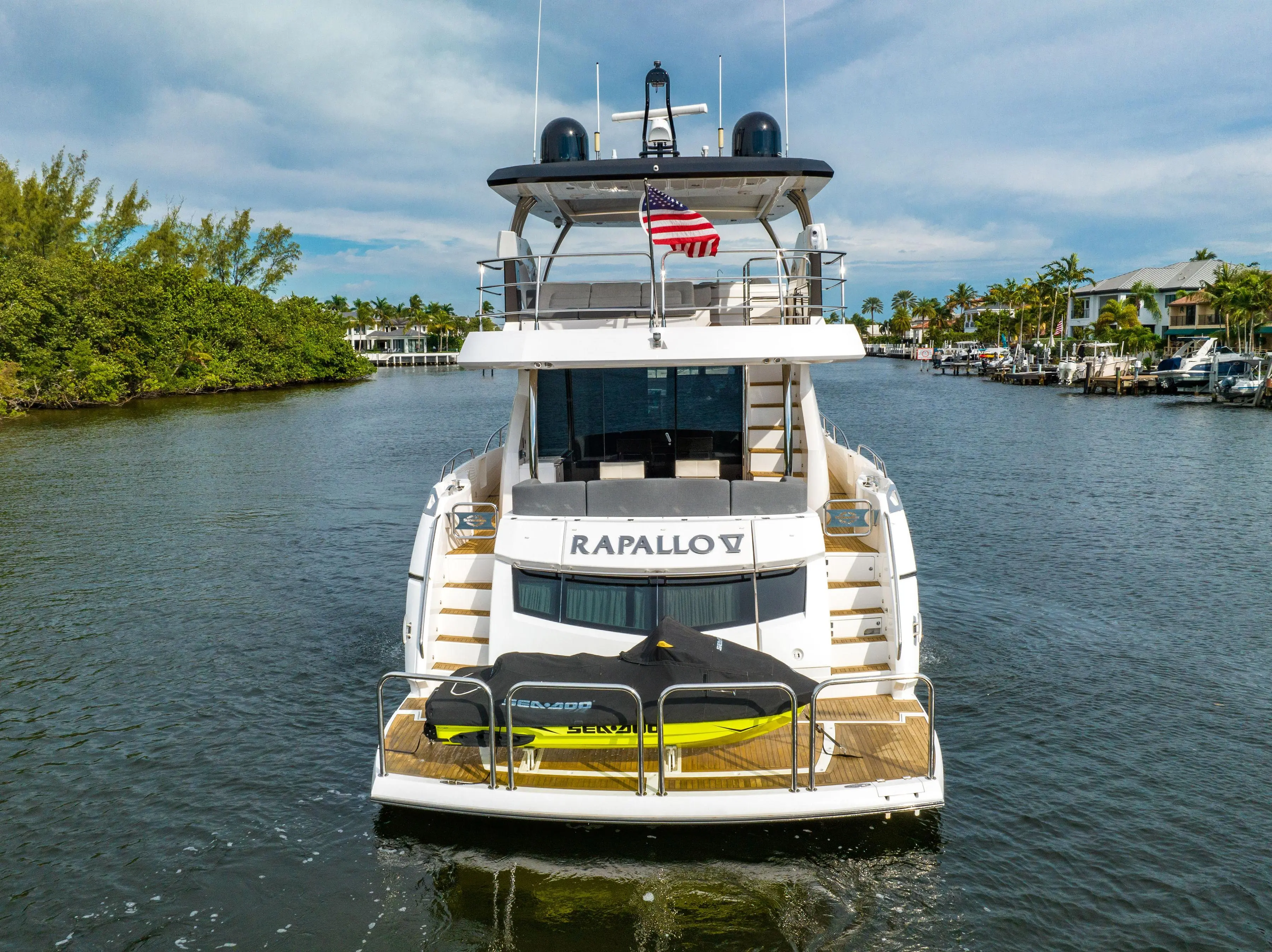 2016 Sunseeker 75 yacht