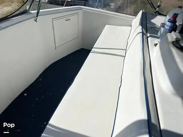 Ocean Yachts 40+2 Flying Bridge Trawler