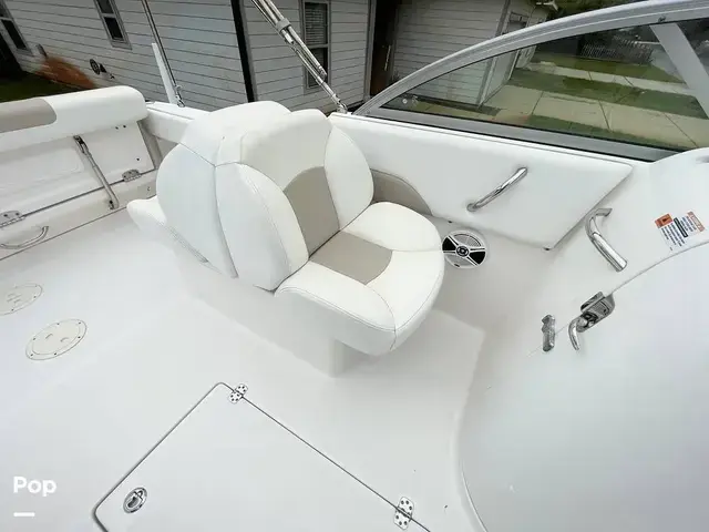 Robalo R227 Dual Console