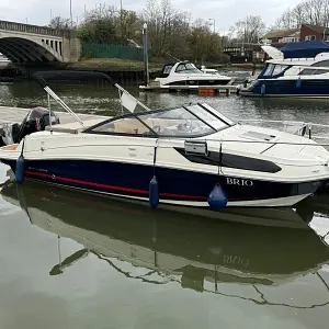 2021 Bayliner VR5 Outboard