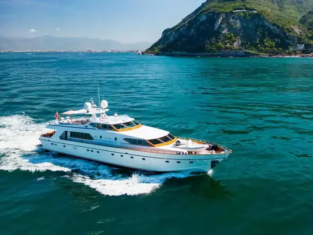 Admiral 36m