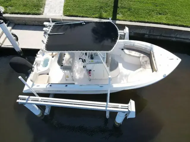 Cobia 217 Center Console