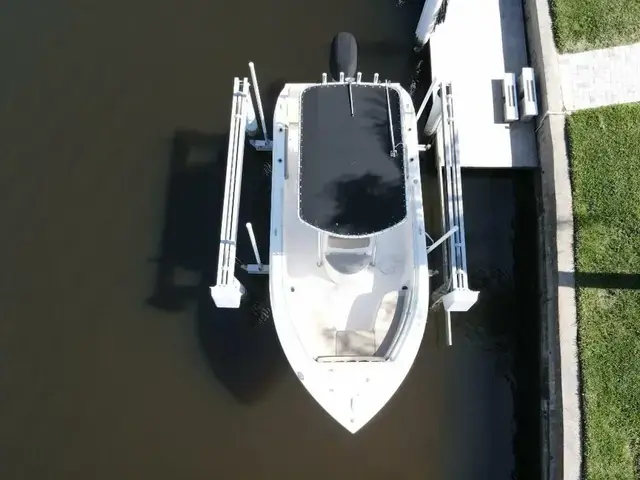 Cobia 217 Center Console