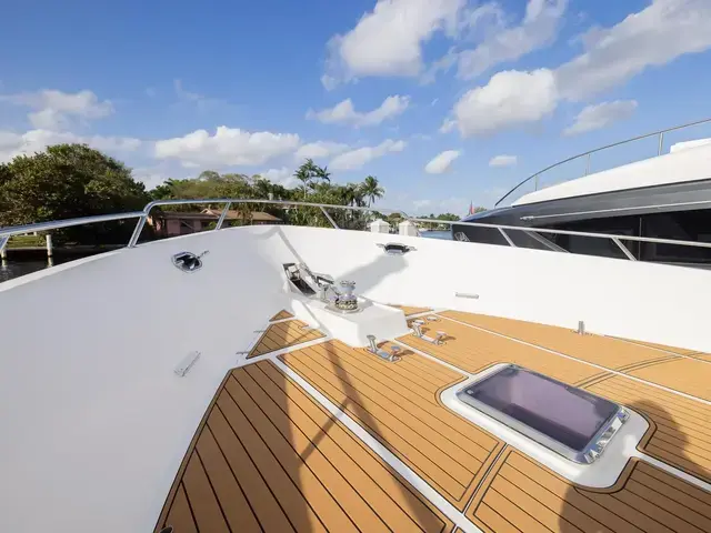 Outer Reef Yachts 730 My