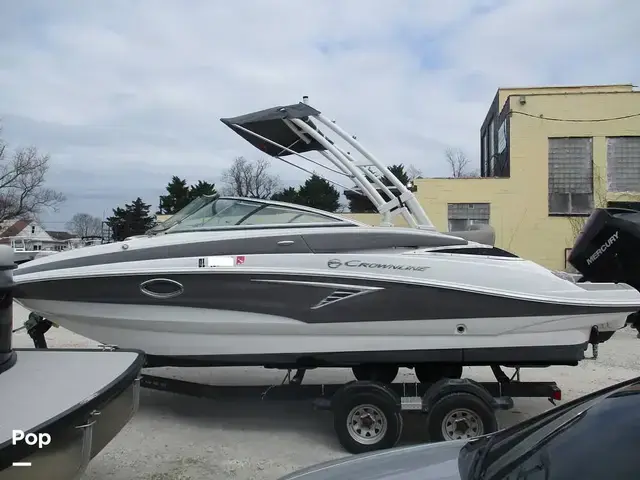 Crownline E 235 Xs