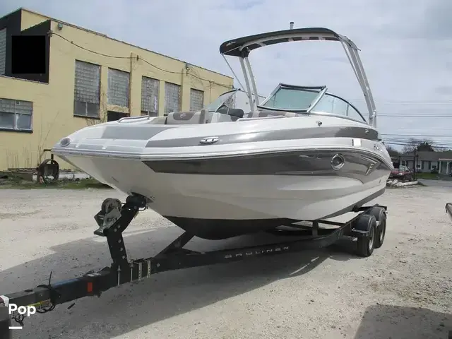 Crownline E 235 Xs