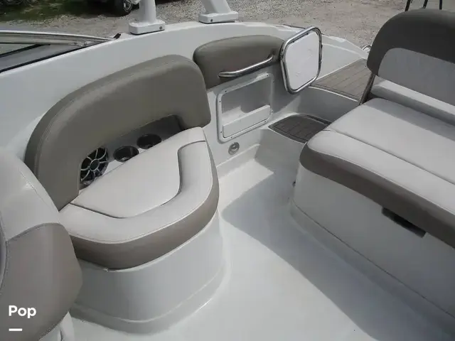 Crownline E 235 Xs