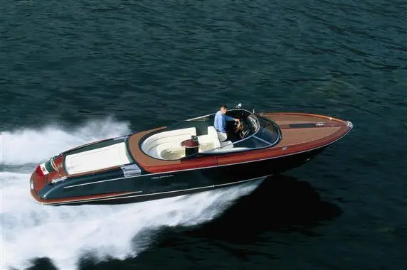 2005 Riva 33 aquariva