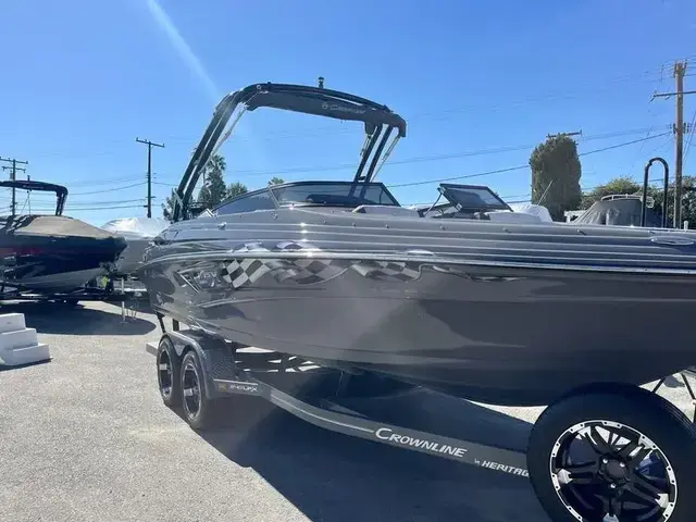 Crownline 240 SS LPX