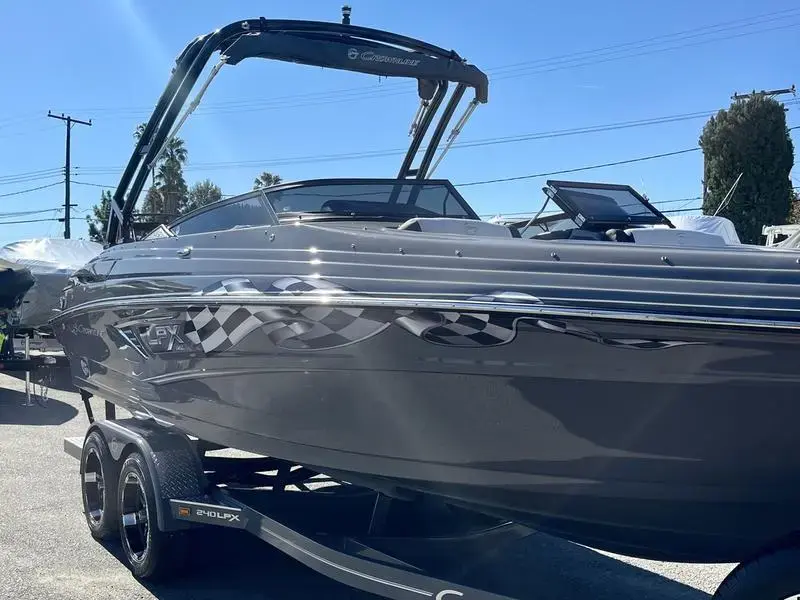 2024 Crownline 240 ss lpx