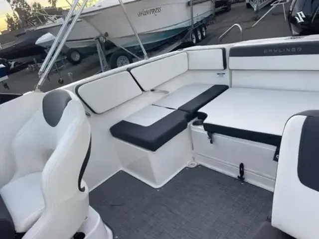 Bayliner Vr4