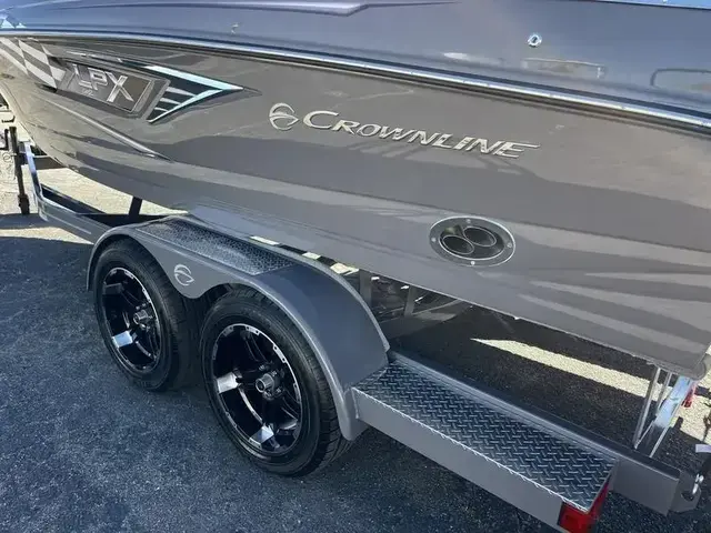 Crownline 240 SS LPX