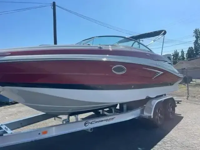 Crownline E240 XS