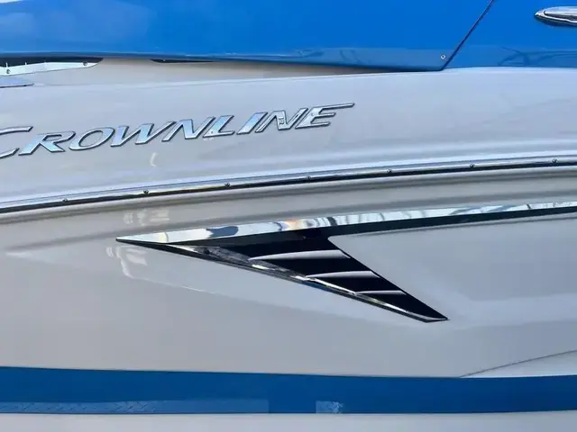 Crownline E235