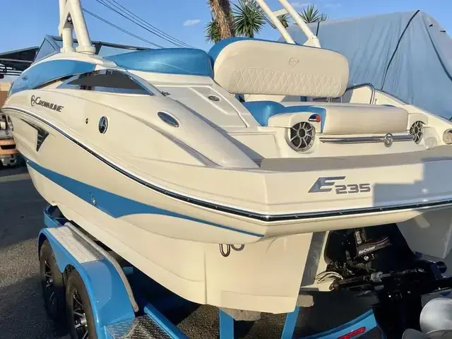 Crownline E235