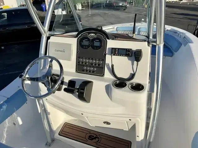 Sea Fox 206 Commander