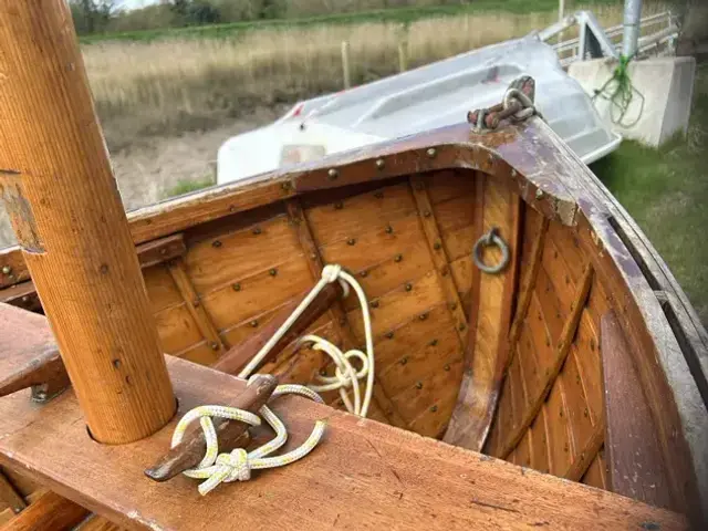 Classic 12' Clinker Sailing Dinghy