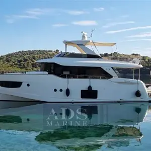 2016 Absolute NAVETTA 58