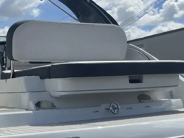 Crownline 270 Cr