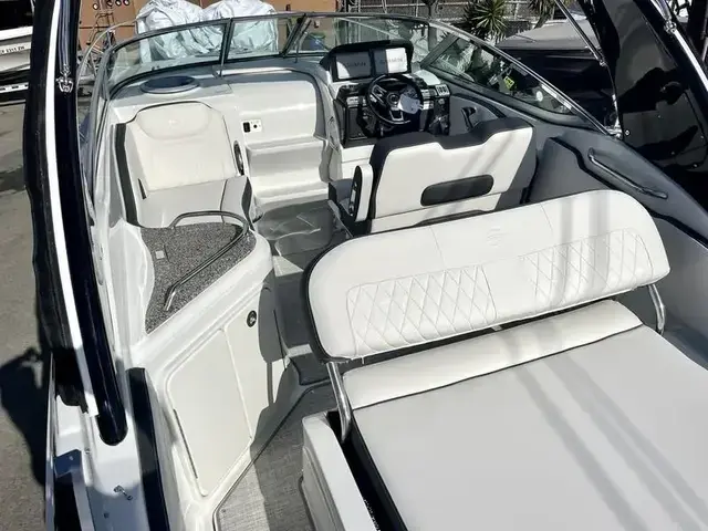 Crownline 270 Cr