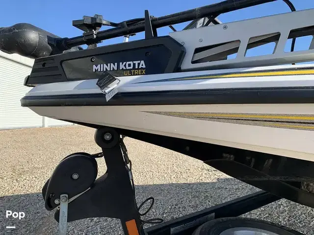 Skeeter Fx 21