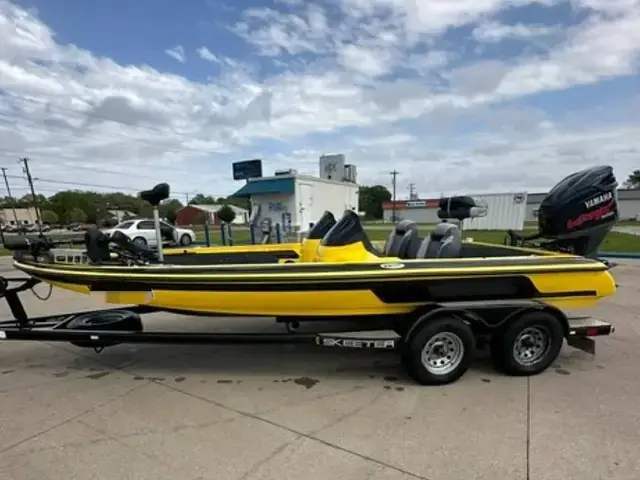 Skeeter Zx 200