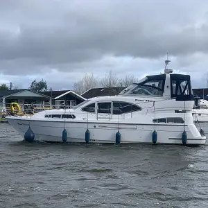 2000 Broom Boats 35cl