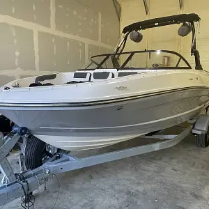 2020 Bayliner VR5