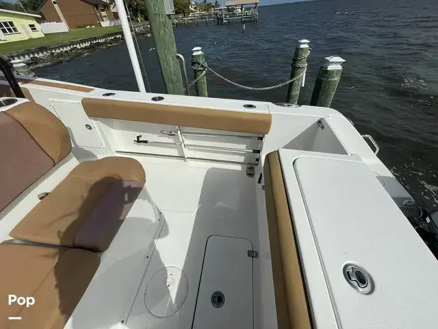 Sea Hunt Gamefish 27