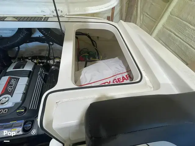 Bayliner Vr5