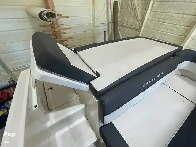 Bayliner Vr5