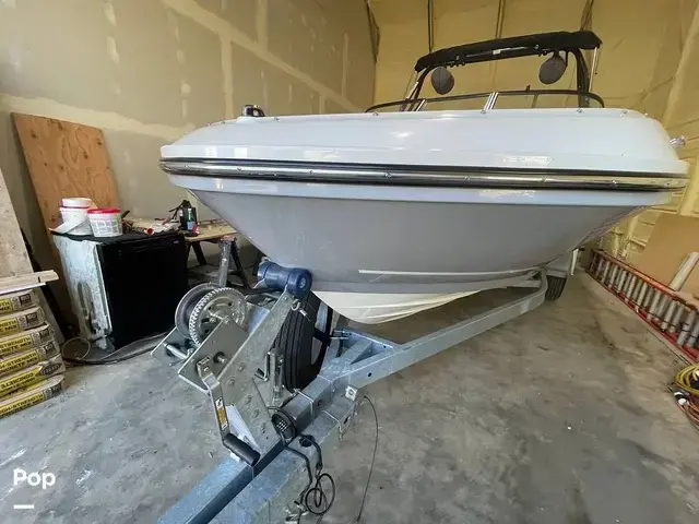 Bayliner Vr5