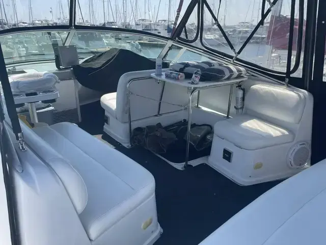 Carver 350 Mariner